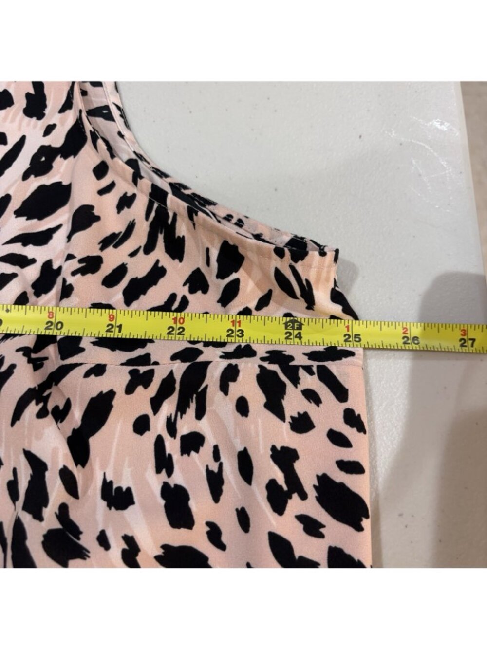 Nine West Womens Plus 2X Sleeveless Blouse Pink Black Animal Print V-neck Lined - Picture 11 of 16